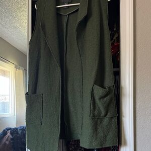 Tahari Olive Green Open Front Pocketed Vest